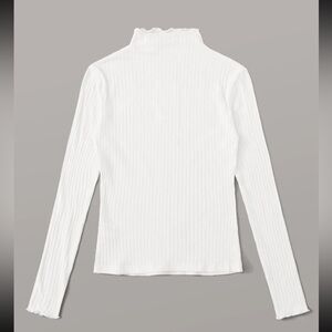 White ribbed long sleeve